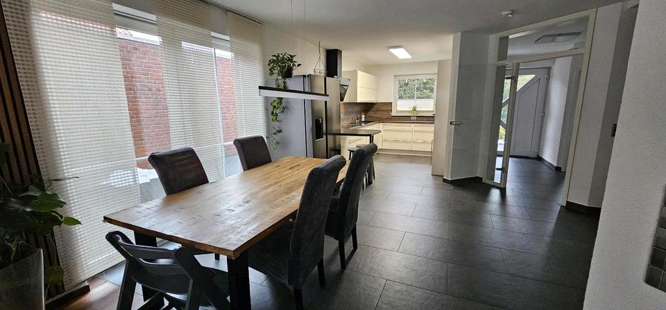 Doppelhaushälfte Versmold - 6 Zimmer, 136 m&sup2;, 1.200&euro; | Angebot:25208858