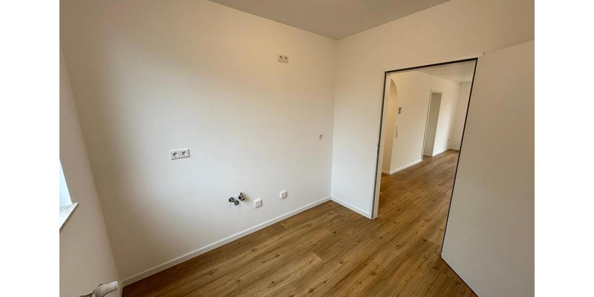 Doppelhaushälfte Detmold - 4 Zimmer, 113 m&sup2;, 315.000&euro; | Angebot:27137106