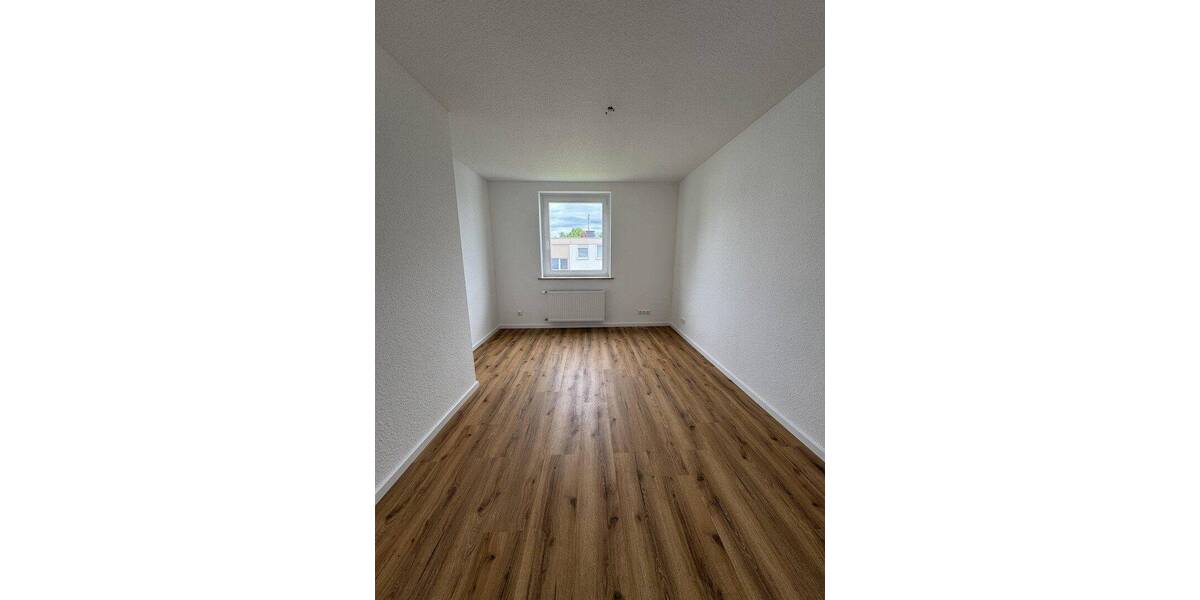 Etagenwohnung Bünde - 4 Zimmer, 81 m&sup2;, 870&euro; | Angebot:26915853
