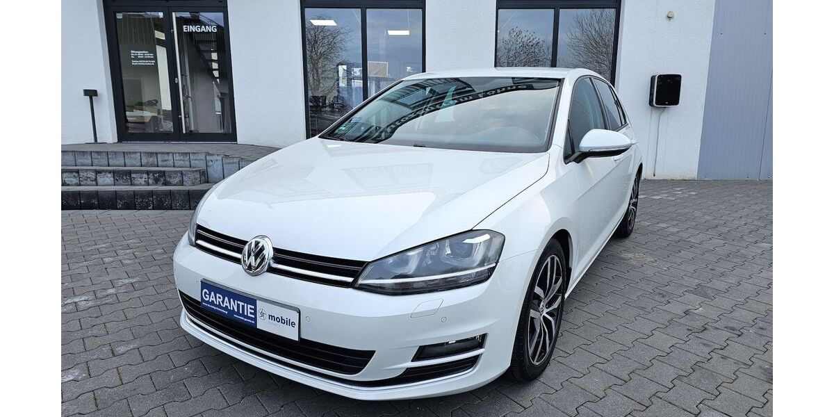 VW Golf 129.800 km 10.990 &euro; Löhne 32584