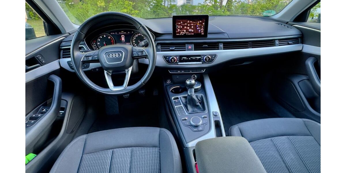 Audi A4 87.500 km 17.200 &euro; Herford 32051