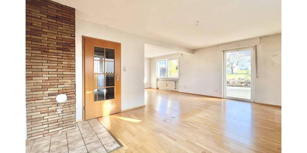 Mehrfamilienhaus, Wohnhaus Detmold Spork-Eichholz - 5 Zimmer, 144 m&sup2;, 229.000&euro; | Angebot:26276580
