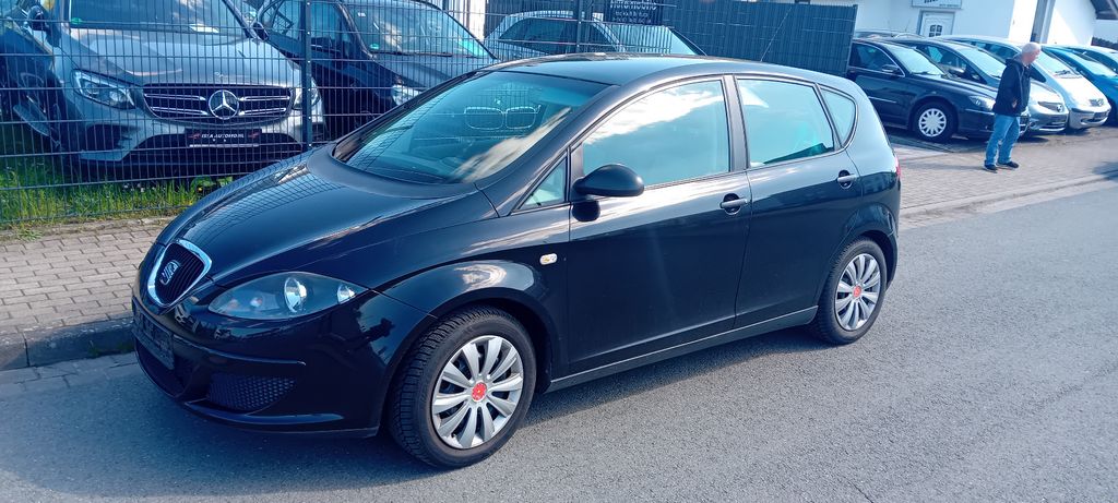 Seat Altea 167.000 km 3.950 &euro; Lage 32791
