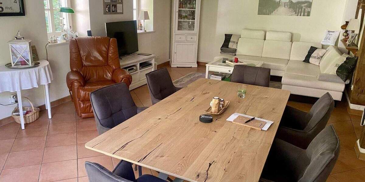 Idyllisches Fachwerkhaus mit Einliegerwohnung & Garten in Sennestadt 5 zimmer