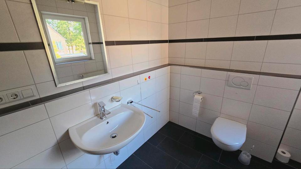Etagenwohnung Gütersloh - 3 Zimmer, 117 m&sup2;, 1.200&euro; | Angebot:26405998