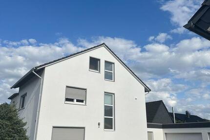 Haus Bielefeld Senne - 6 Zimmer, 135 m&sup2;, 1.200&euro; | Angebot:24459085