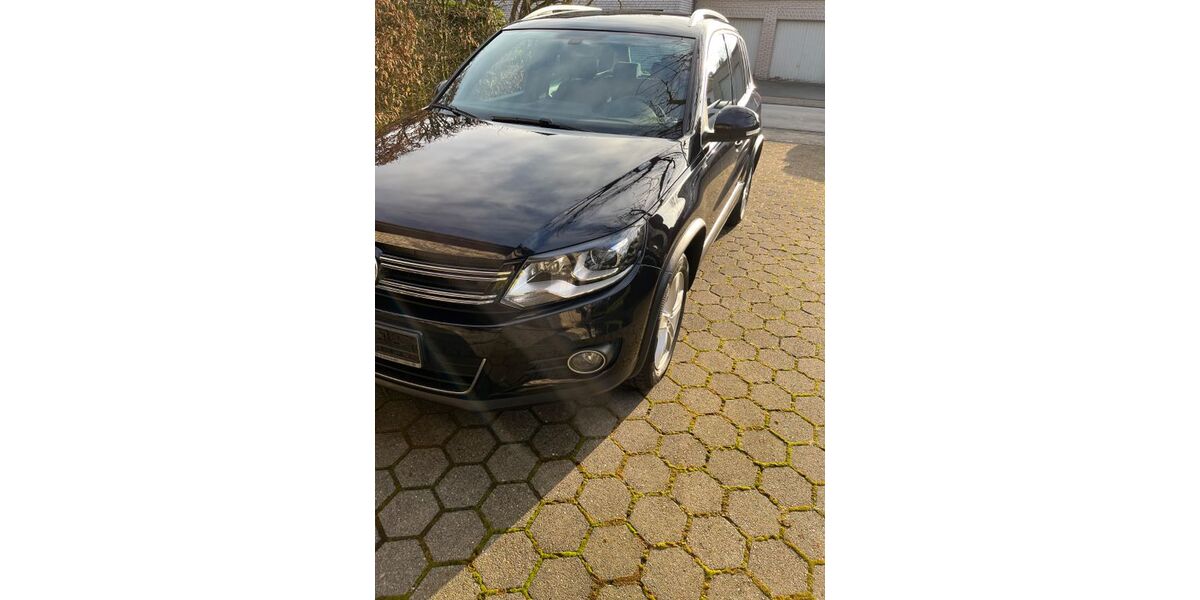 VW Tiguan 160.300 km 14.900 &euro; Versmold 33775