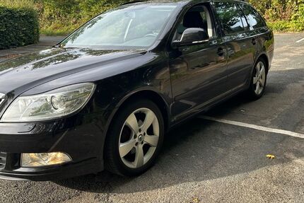 Skoda Octavia 211.121 km 2.850 € Steinhagen 33803