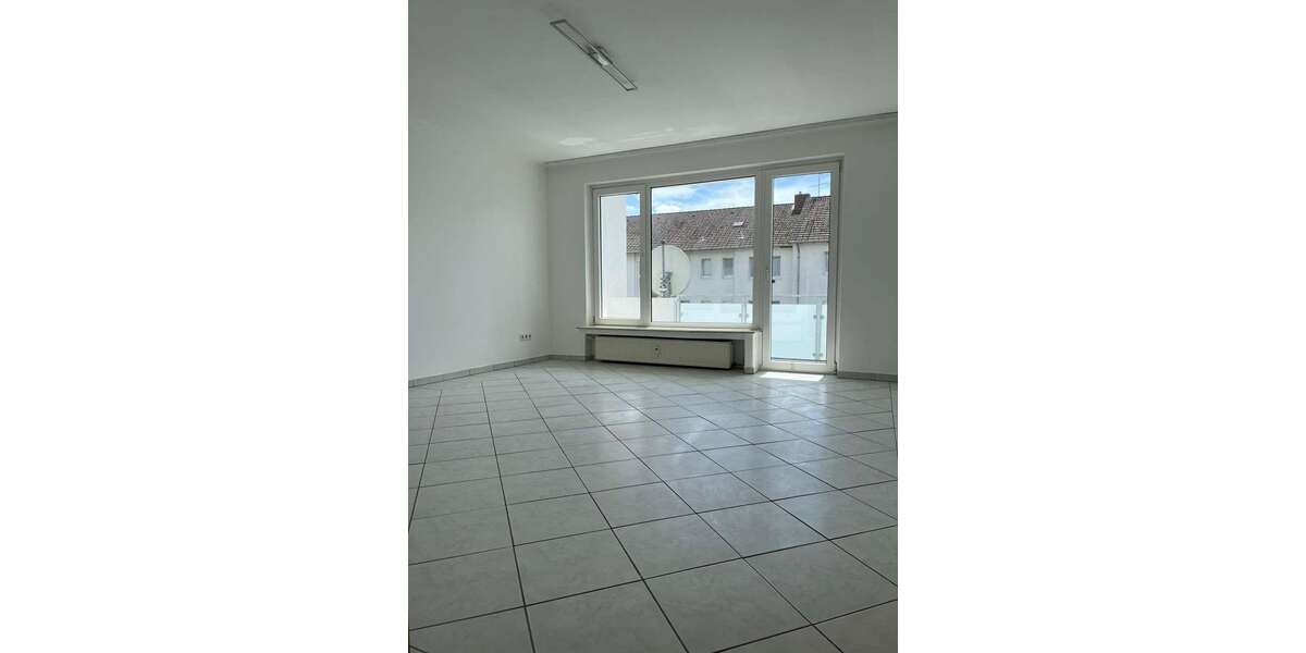 Etagenwohnung Bünde - 3 Zimmer, 75 m&sup2;, 790&euro; | Angebot:26901449