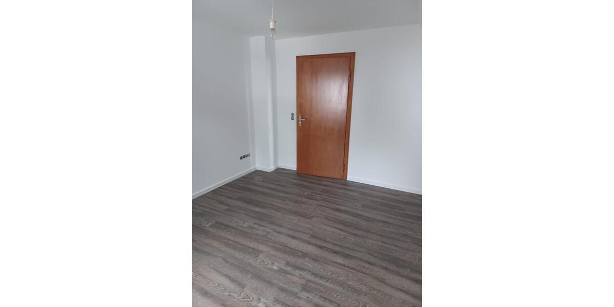 Einfamilienhaus Bad Salzuflen Ehrsen-Breden - 8 Zimmer, 124 m&sup2;, 285.000&euro; | Angebot:26718345