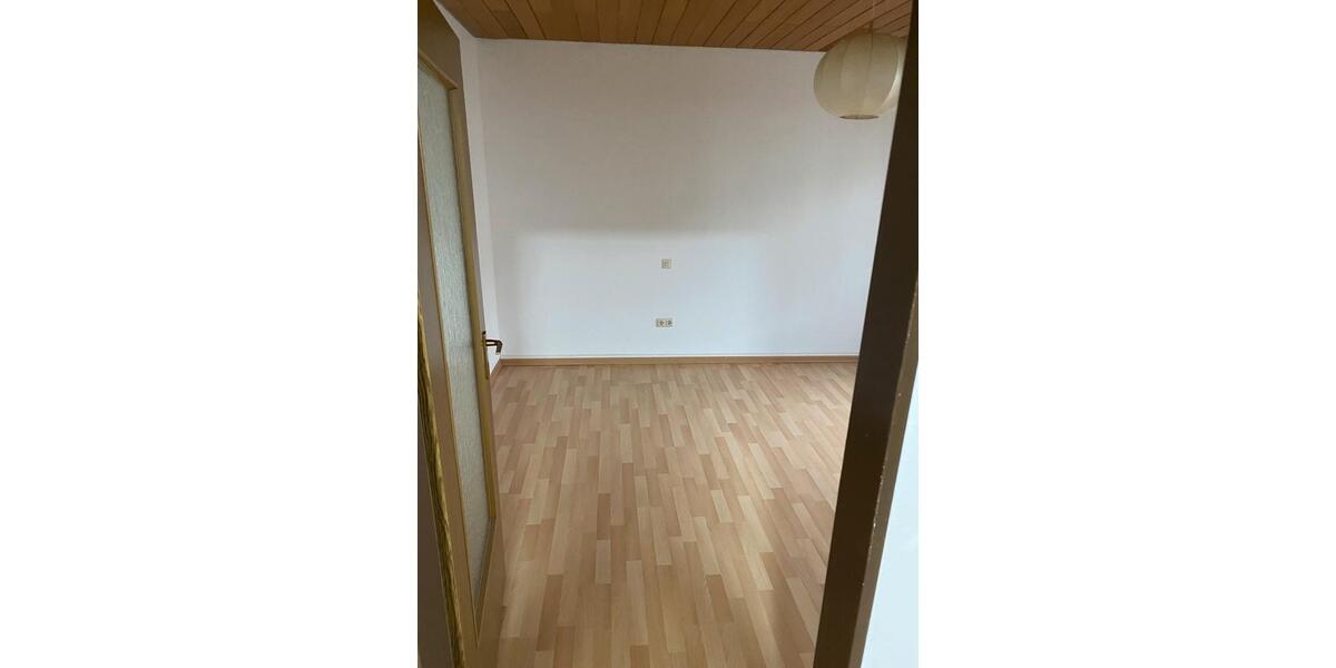 Etagenwohnung Dissen am Teutoburger Wald - 2.5 Zimmer, 69 m&sup2;, 125.000&euro; | Angebot:24837281