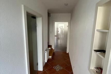 Haus Versmold - 3 Zimmer, 75 m&sup2;, 1.100&euro; | Angebot:26335415