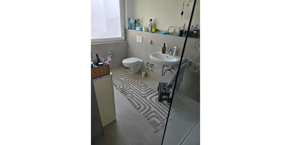 Etagenwohnung Vlotho - 5 Zimmer, 143 m&sup2;, 900&euro; | Angebot:25981093