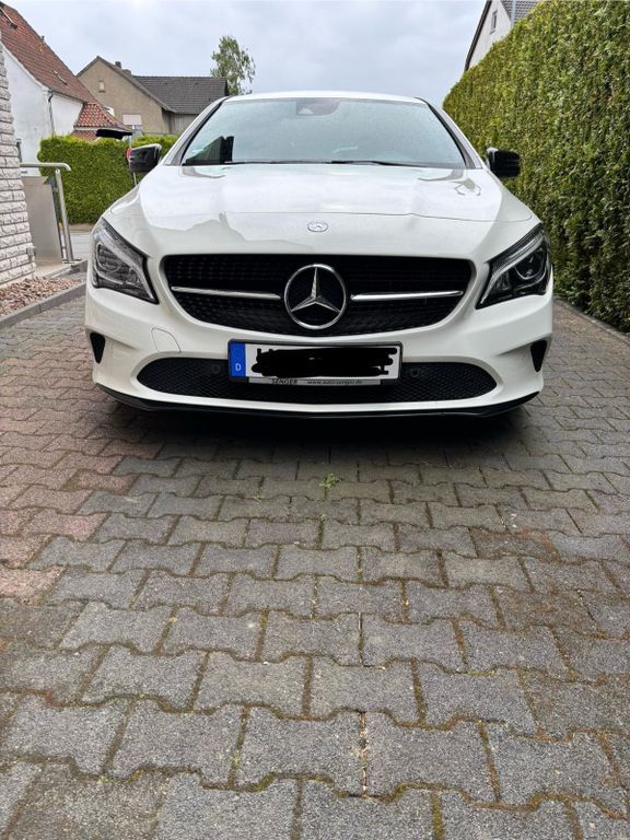 CLA 180 Shooting Brake