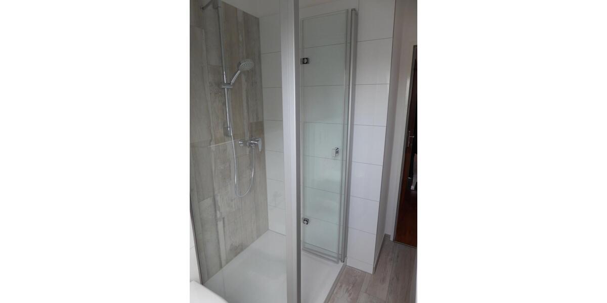 Dachgeschoßwohnung Bad Salzuflen - 3 Zimmer, 75 m&sup2;, 172.000&euro; | Angebot:25270498