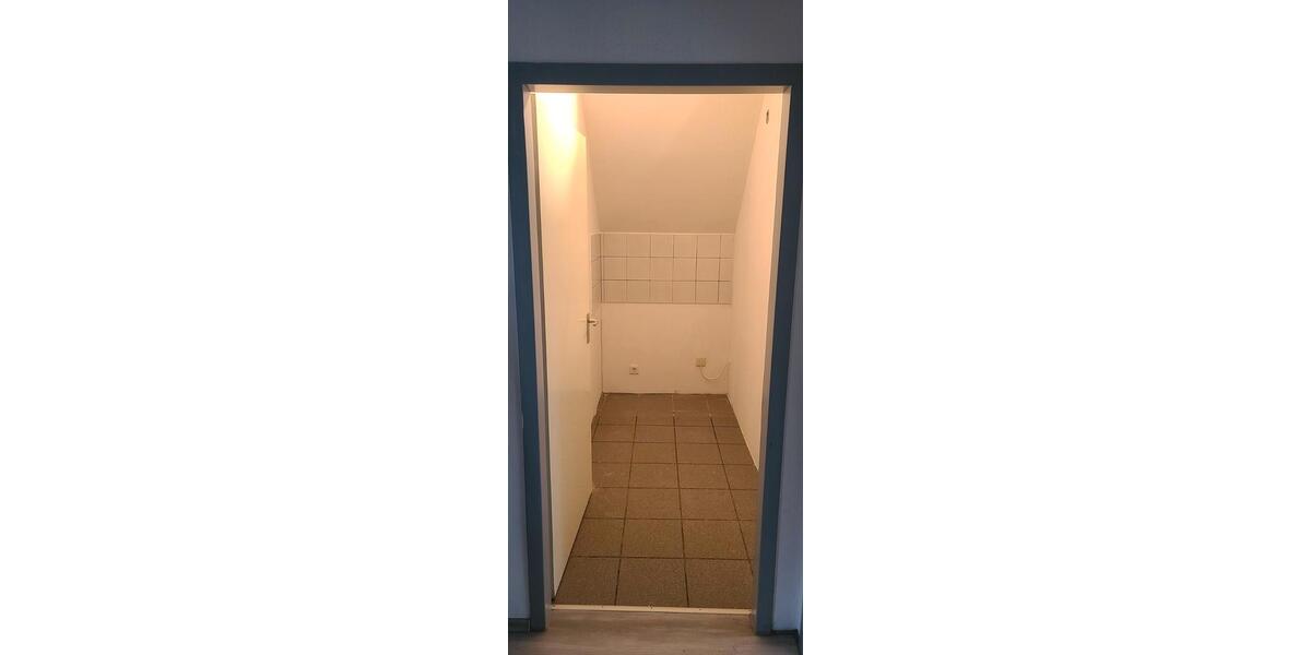 Dachgeschoßwohnung Bielefeld Brackwede - 3.5 Zimmer, 90 m&sup2;, 830&euro; | Angebot:26214401