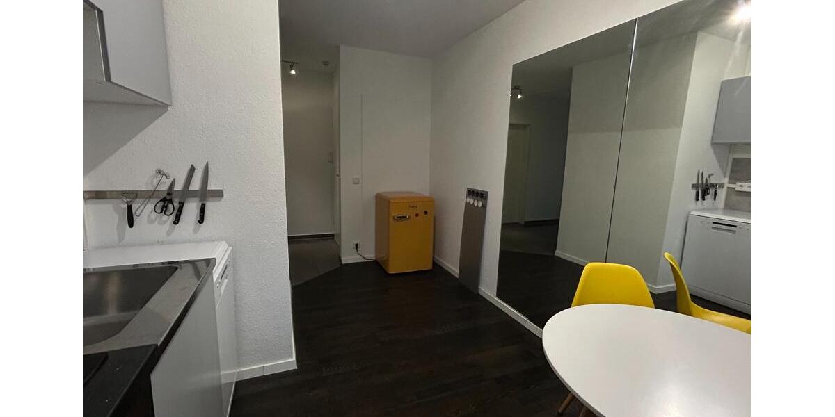 Etagenwohnung Halle - 2 Zimmer, 60 m&sup2;, 720&euro; | Angebot:25373773