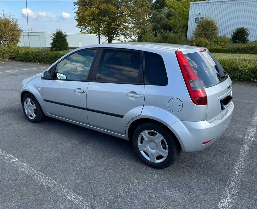 Ford Fiesta 164.000 km 2.200 € Bünde 32257