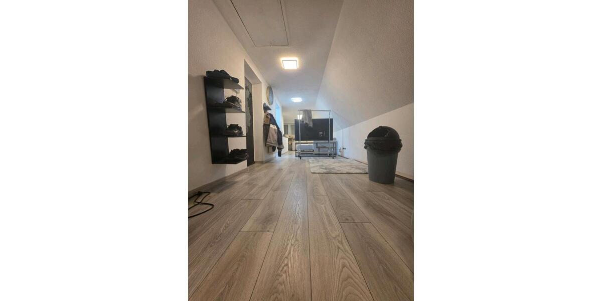 Dachgeschoßwohnung Gütersloh - 2 Zimmer, 50 m&sup2;, 650&euro; | Angebot:26416920