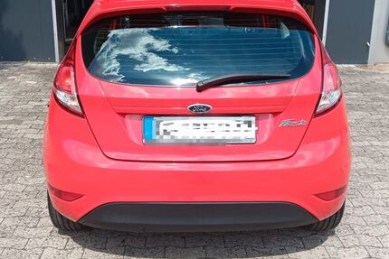 Ford Fiesta 143.569 km 4.400 &euro; Melle 49324