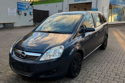 Opel Zafira 166.000 km 2.400 € Löhne 32584