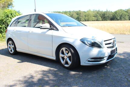 Mercedes-Benz B 180 126.215 km 9.190 &euro; Augustdorf 32832