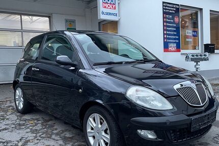 Lancia Ypsilon 167.000 km 890 &euro; Bielefeld 33604