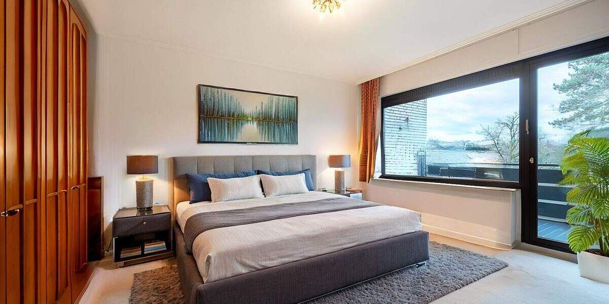 Mehrfamilienhaus, Wohnhaus Gütersloh Innenstadt - 8 Zimmer, 276 m&sup2;, 790.000&euro; | Angebot:25679053