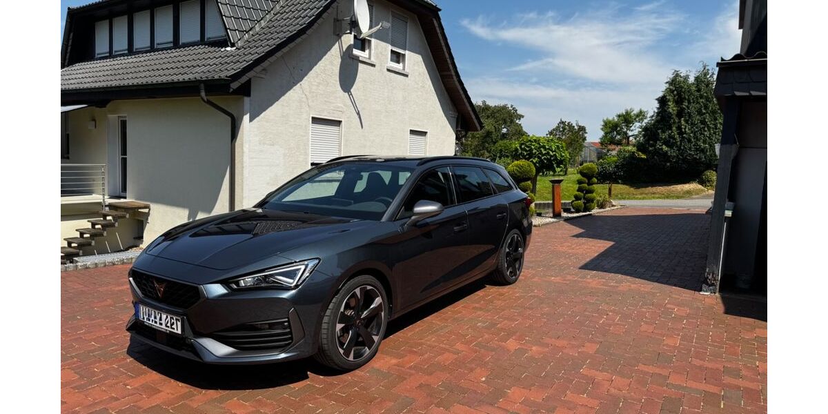 Cupra Leon 30.050 km 24.999 &euro; Löhne 32584