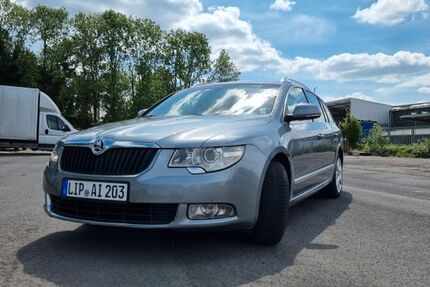 Skoda Superb 290.000 km 4.800 &euro; Lage 32791