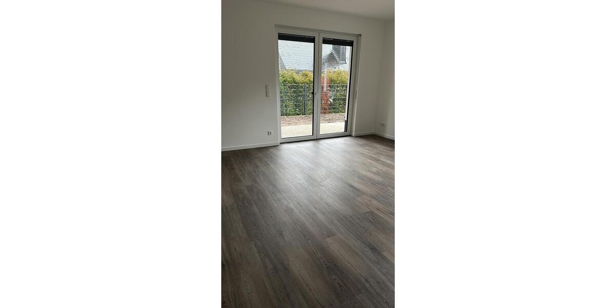 Erdgeschoßwohnung Bad Oeynhausen Rehme - 3 Zimmer, 80 m&sup2;, 1.080&euro; | Angebot:26700887