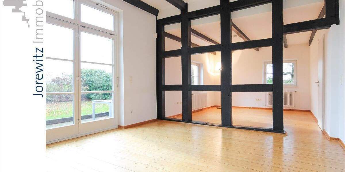 Bauernhaus, Landhaus Bielefeld Schildesche - 7 Zimmer, 202 m&sup2;, 1.998&euro; | Angebot:25669164