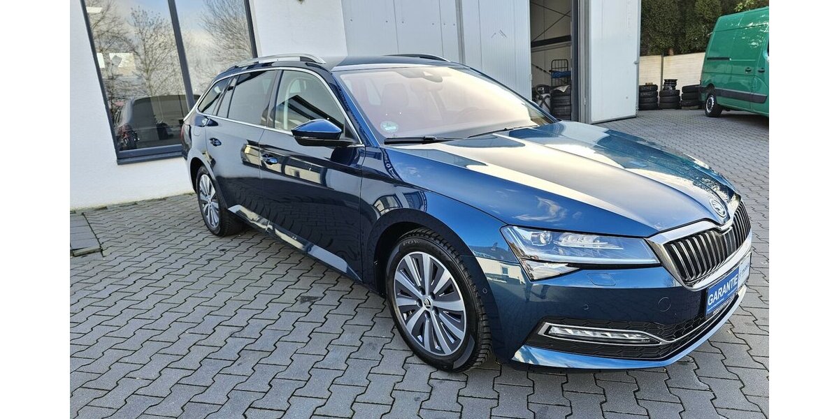 Skoda Superb 2.0 TSI DSG AHK LED NAVI ACC VIRT Cockpit 92.480 km 25.490 &euro; Löhne 32584