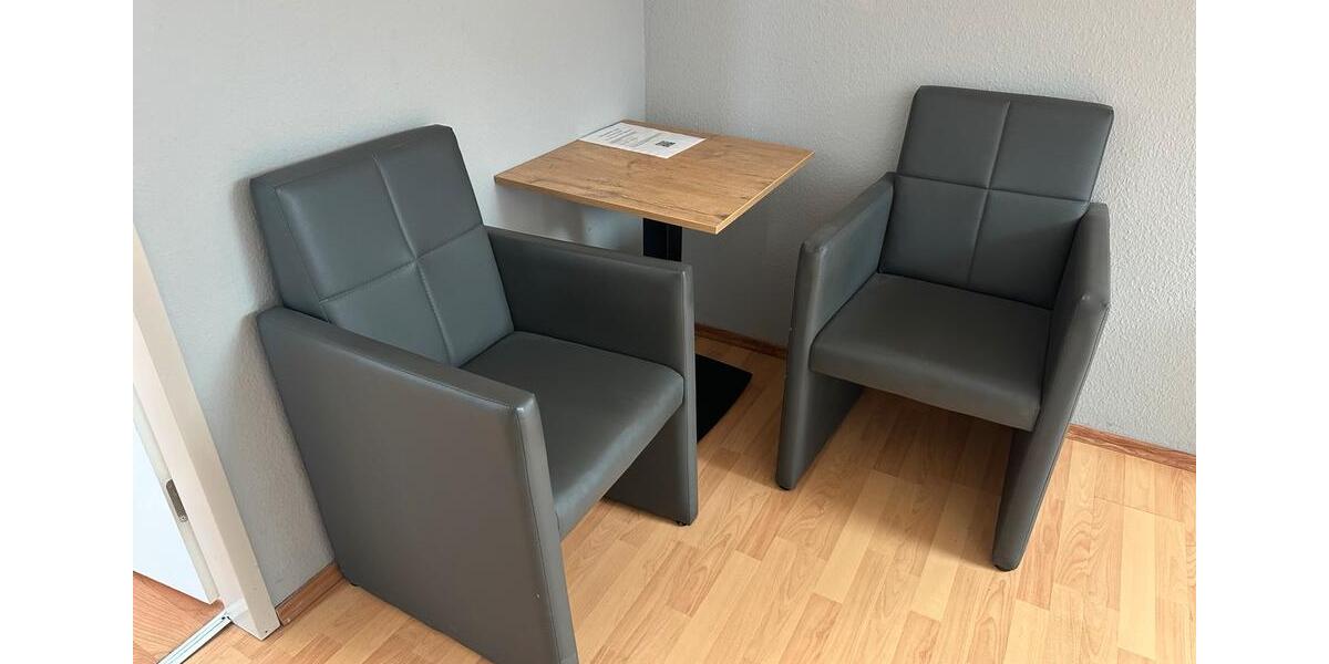 Dachgeschoßwohnung Löhne - 3 Zimmer, 100 m&sup2;, 20&euro; | Angebot:25404258