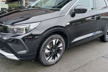 Opel Grandland (X) 23.900 km 24.990 &euro; Herford 32049