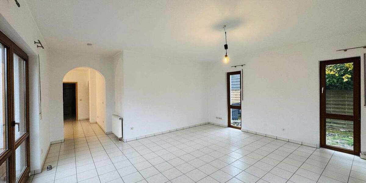 Etagenwohnung Oerlinghausen Lipperreihe - 3 Zimmer, 122 m&sup2;, 299.000&euro; | Angebot:25743886