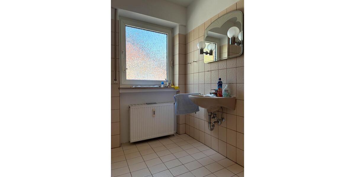 Dachgeschoßwohnung Herford Falkendiek - 2 Zimmer, 65 m&sup2;, 650&euro; | Angebot:26119904