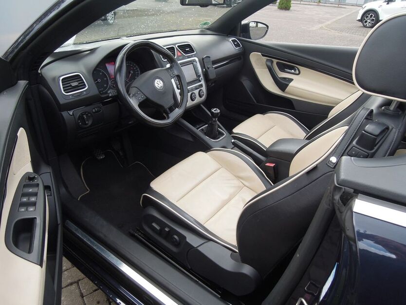 VW Eos 204.000 km 6.750 € Lemgo 32657