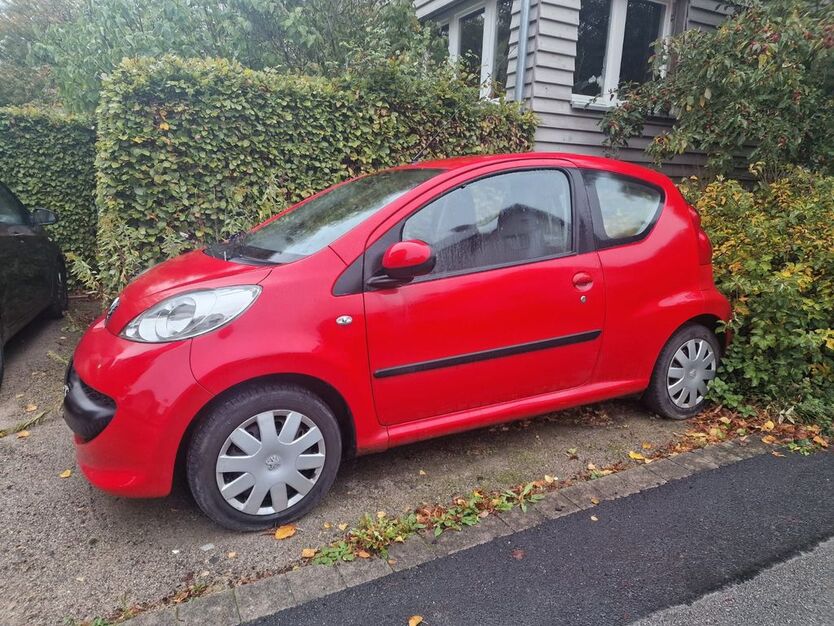 Peugeot 107 60.000 km 1.999 € Melle 49324