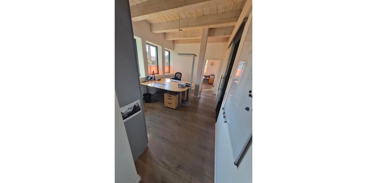 Einfamilienhaus Lemgo - 8 Zimmer, 300 m&sup2;, 720.000&euro; | Angebot:26951720