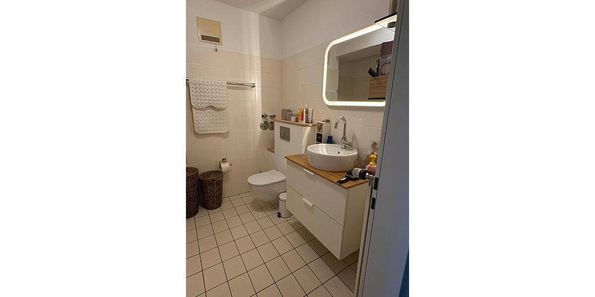 Etagenwohnung Gütersloh - 3 Zimmer, 93 m&sup2;, 990&euro; | Angebot:26395074