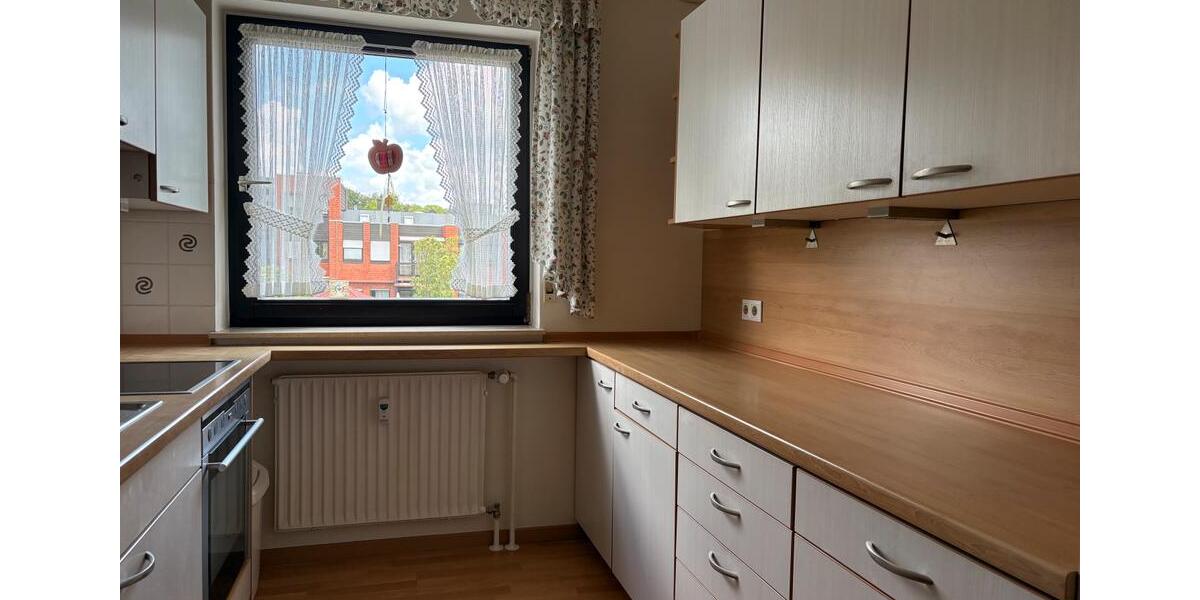Etagenwohnung Bad Salzuflen - 3 Zimmer, 90 m&sup2;, 950&euro; | Angebot:26679297