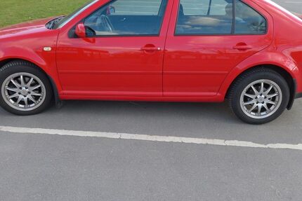 VW Bora 188.000 km 1.500 &euro; Rödinghausen 32289