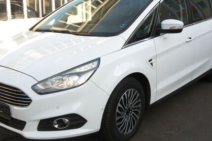 Ford S-Max 183.000 km 9.950 &euro; Bielefeld 33613