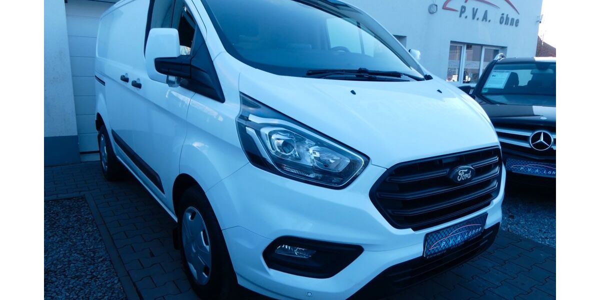 Ford Transit Custom 146.000 km 18.850 &euro; Löhne 32584
