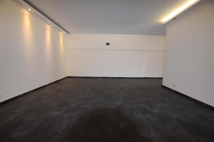 !!! Gewerbeeinheit in bester Verkehrslage – vielseitig nutzbar, Lübbecke !!! zimmer