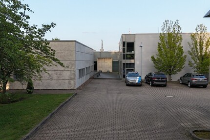 Hochwertige Bürofläche mit flexibel teilbarem Grundriss und stilvollem Empfangsbereich zimmer