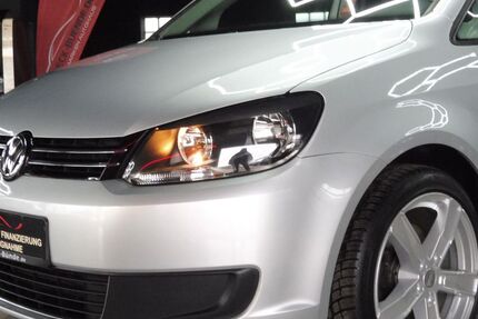 VW Touran 111.358 km 9.999 &euro; Bünde 32257