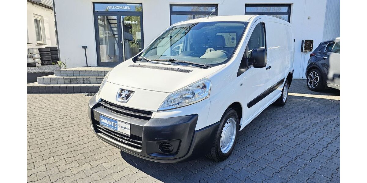 Peugeot Expert 136.800 km 6.990 &euro; Löhne 32584