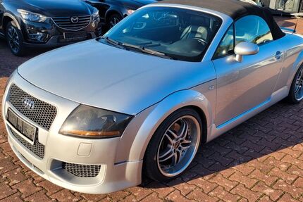 Audi TT 192.207 km 5.900 € Halle (Westfalen) 33790